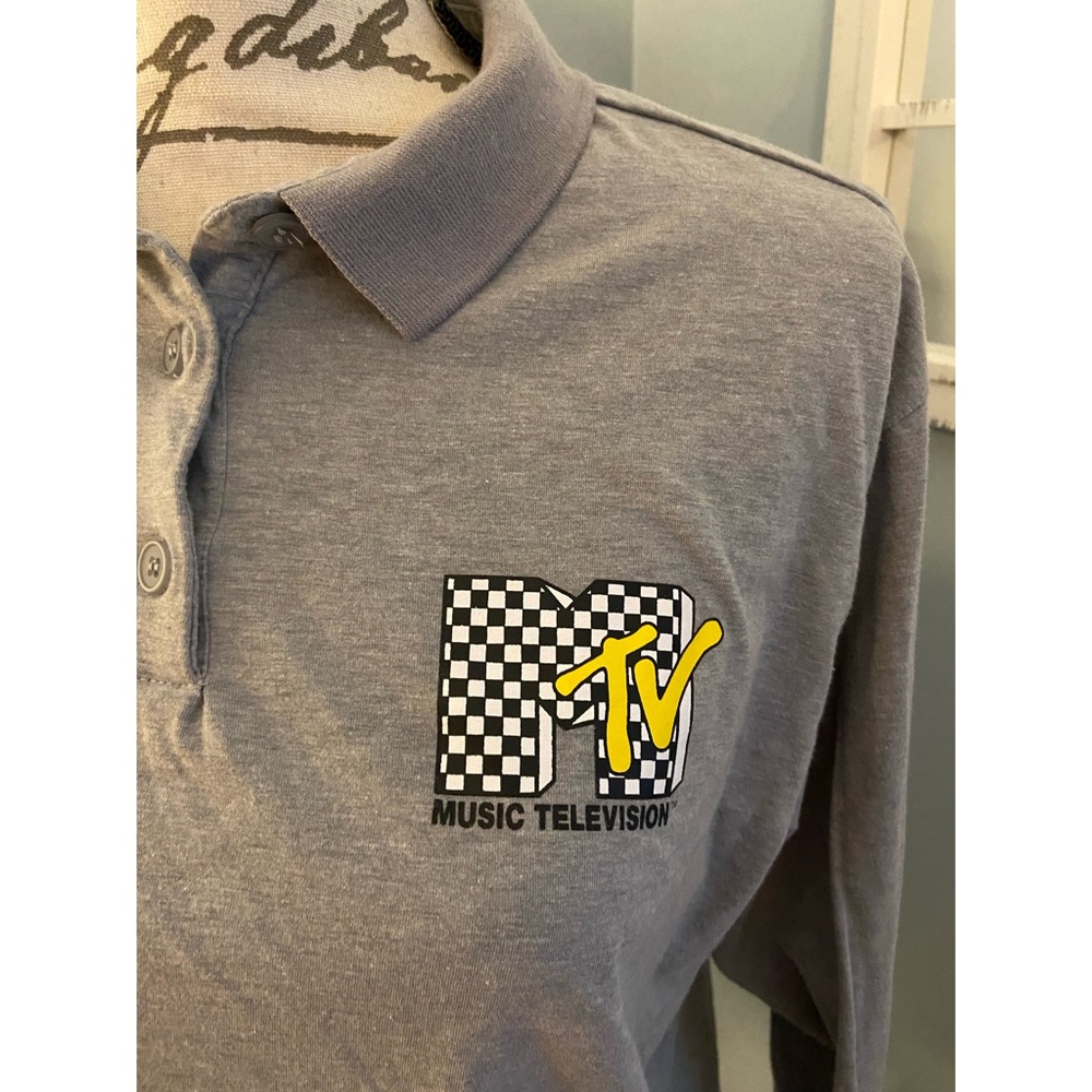 MTV Collared Gray Longsleeve Shirt